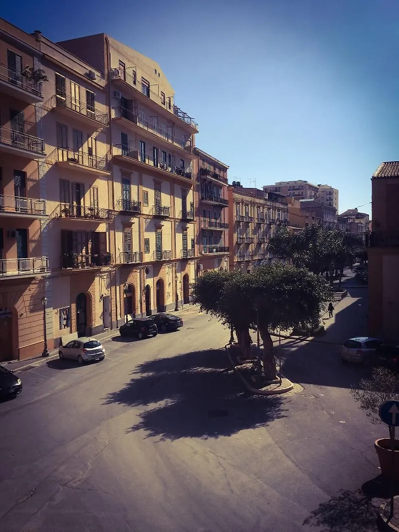 Affittacamere La Giara Porto Empedocle Bed & Breakfast